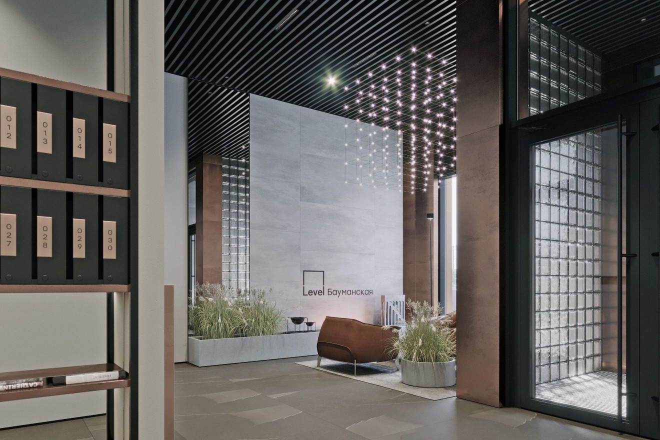 Level Бауманская