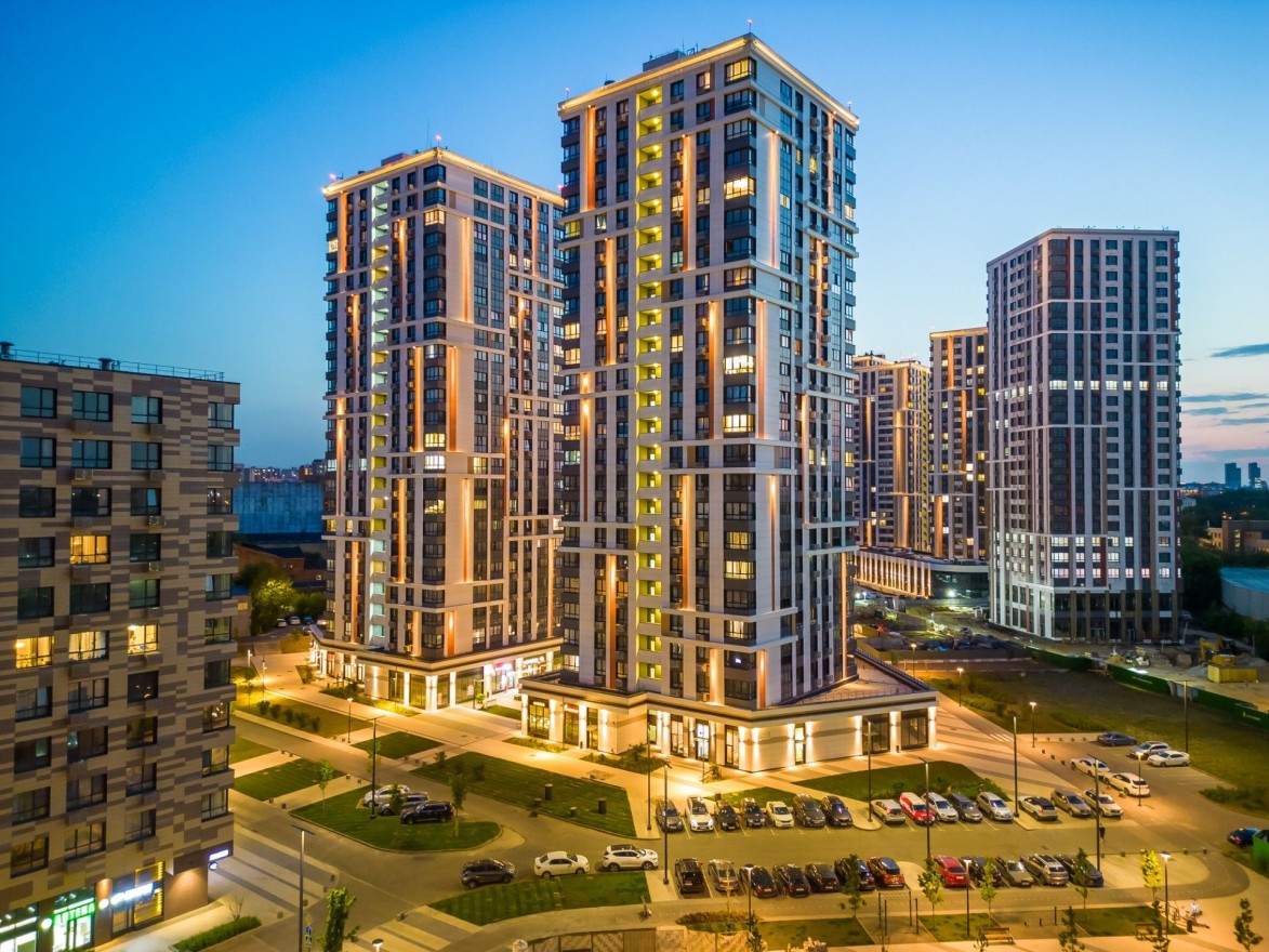 LIFE Варшавская