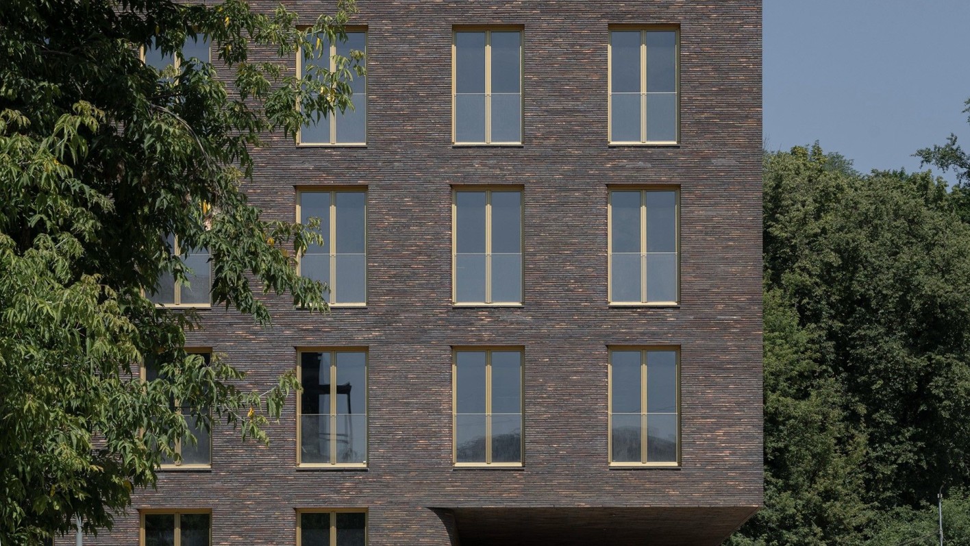 Клубный дом Тессинский 1