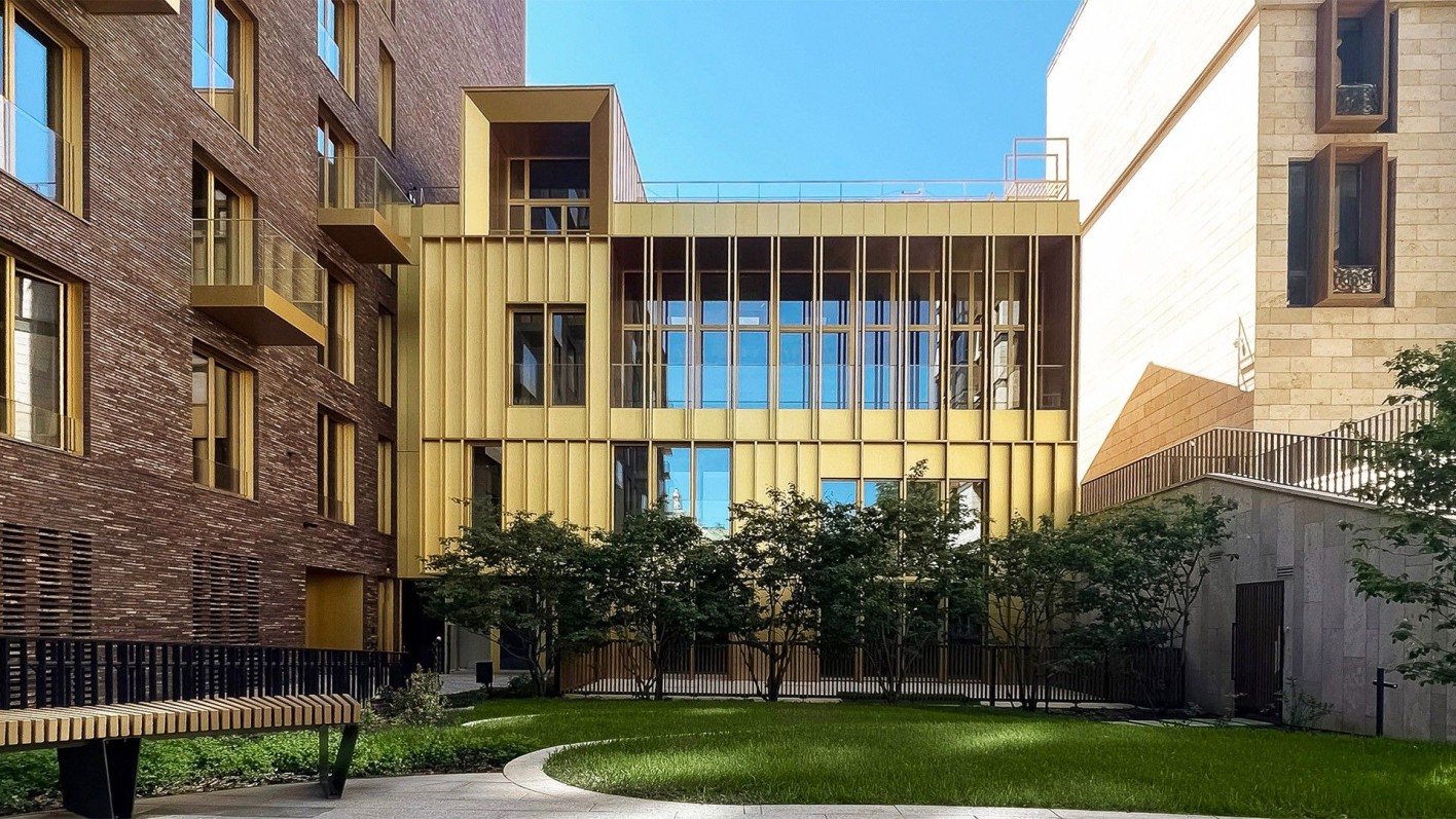 Клубный дом Тессинский 1