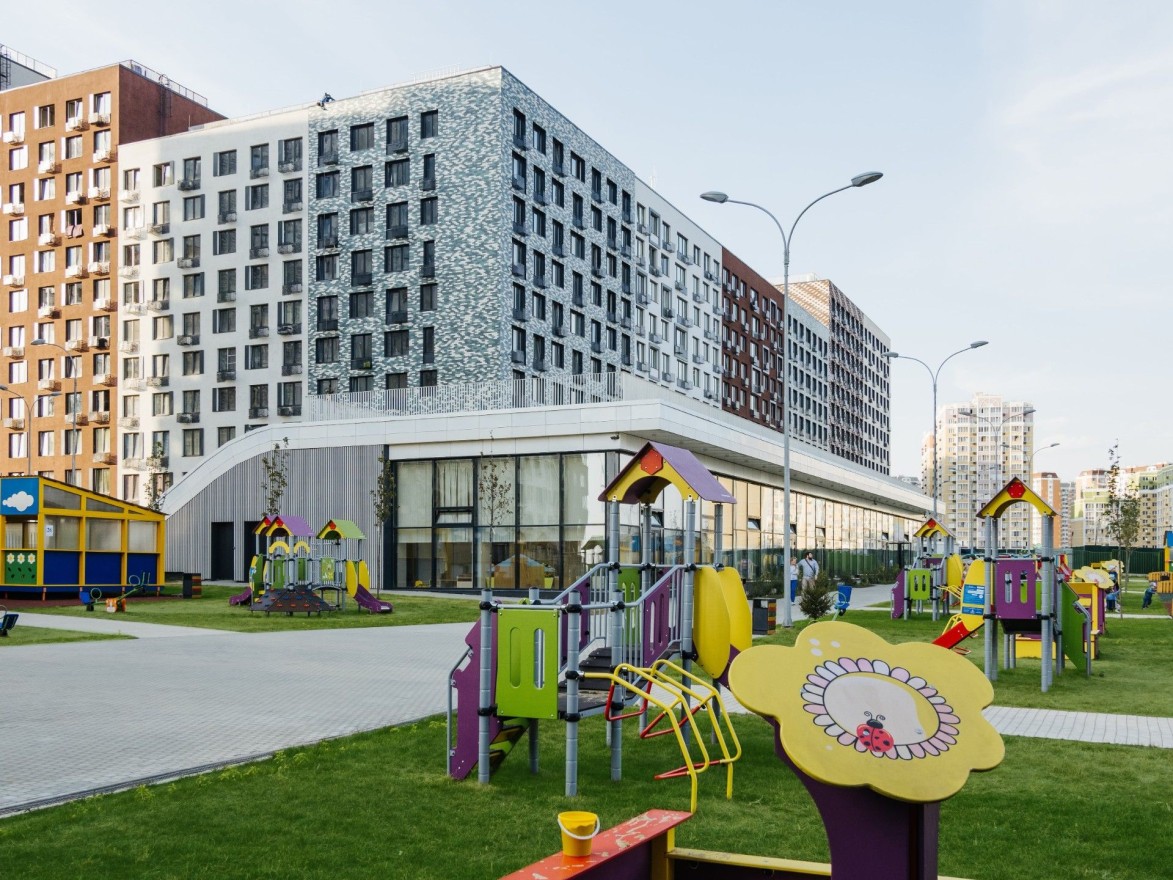 У реки. Эко Видное 2.0