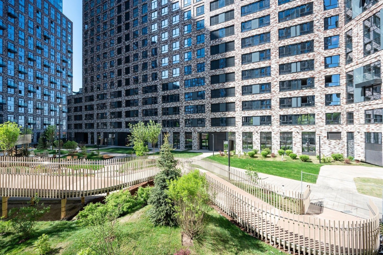 Level Причальный